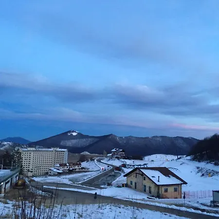 Apartman Mountain View With Garden,