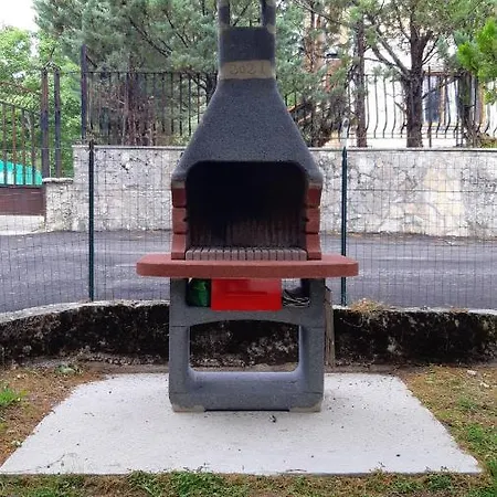 Mountain View With Garden,