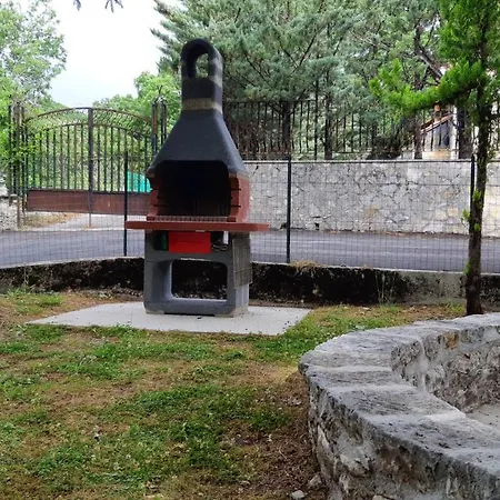 Mountain View With Garden,