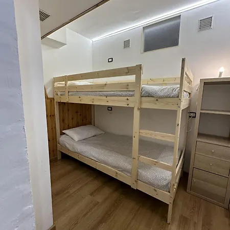 Mountain View With Garden, Lägenhet