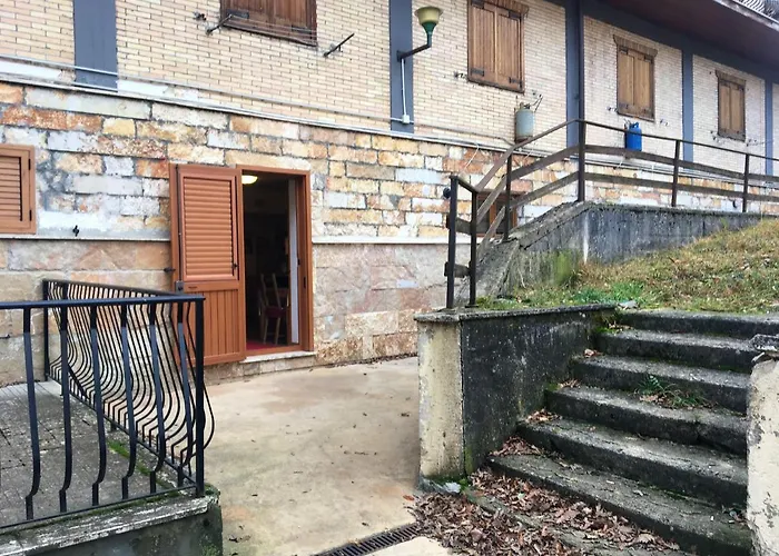 Mountain View With Garden, アパート