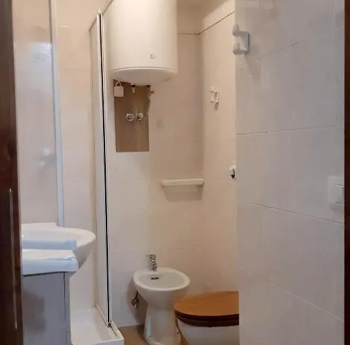 Mountain View With Garden, アパート